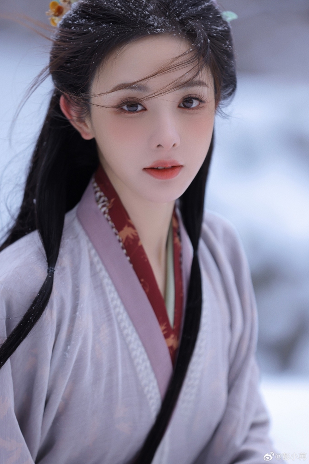 Nàng thơ Đông Cung gây sốt với tạo hình công chúa tuyết, netizen rần rần đòi trở lại đóng cổ trang - Ảnh 3.